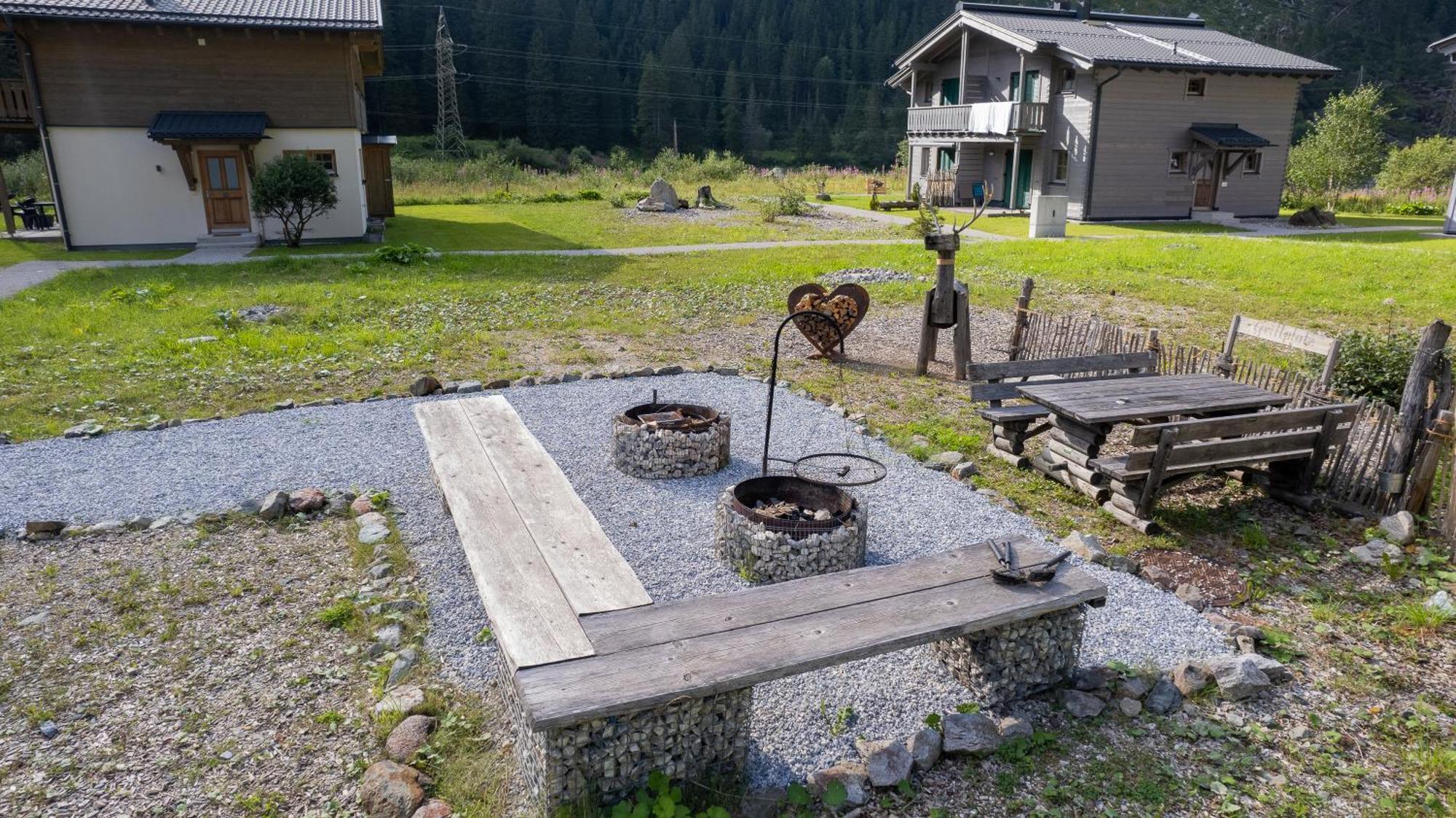 Tauerndorf Enzingerboden Ski In&Out - Steinbock Lodges 外观 照片